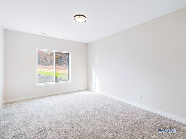 5425 Seminole Valley Trail NE, Cedar Rapids, IA 52411