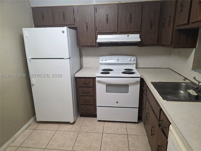 12035 NE 2nd Ave A112, North Miami, FL 33161