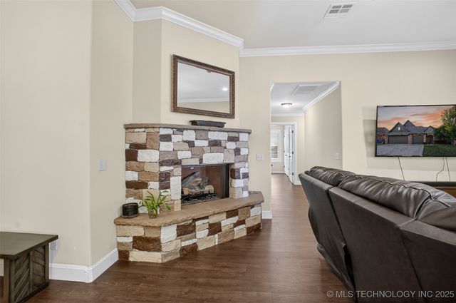 2626 S 14th Place, Broken Arrow, OK 74012