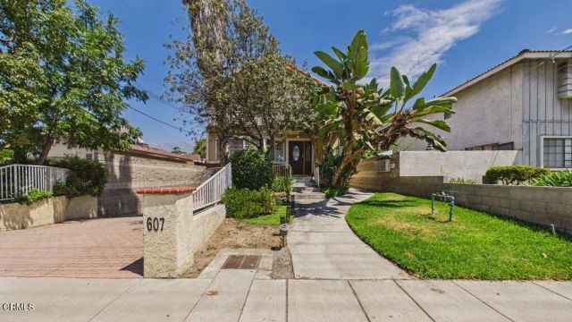 607 W Duarte Road D, Monrovia, CA 91016