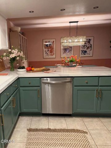 607 W Duarte Road D, Monrovia, CA 91016