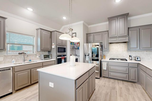 412 Abbott Lane, Waxahachie, TX 75165