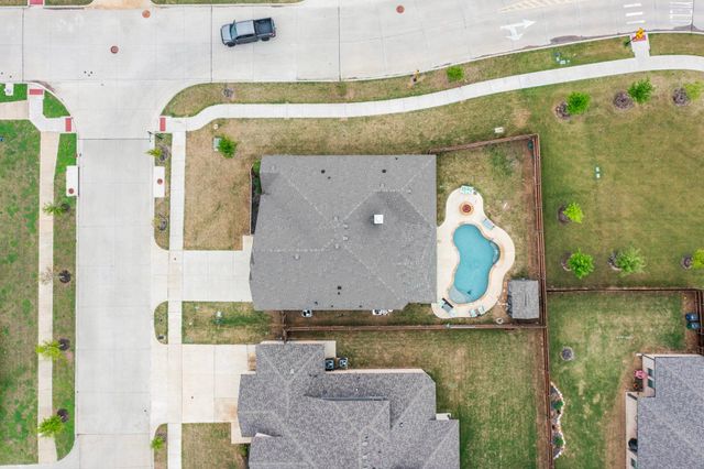 412 Abbott Lane, Waxahachie, TX 75165