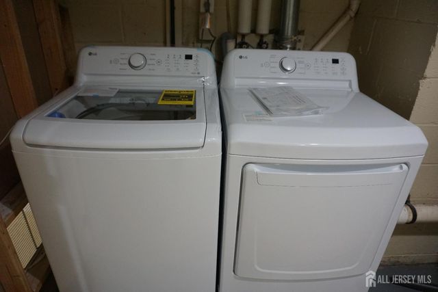 160 Vasser Drive, Piscataway, NJ 08854