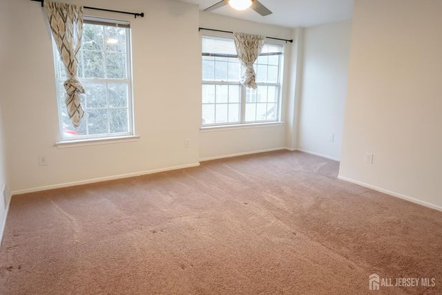 160 Vasser Drive, Piscataway, NJ 08854