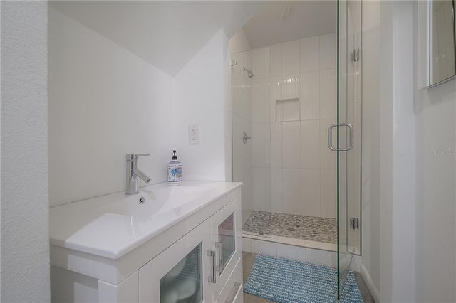 2921 W EL PRADO BOULEVARD, Tampa, FL 33629
