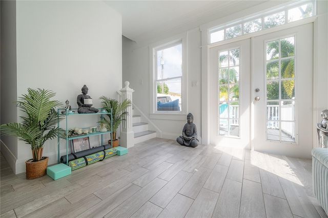 2921 W EL PRADO BOULEVARD, Tampa, FL 33629