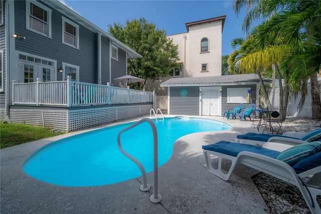 2921 W EL PRADO BOULEVARD, Tampa, FL 33629