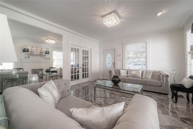 2921 W EL PRADO BOULEVARD, Tampa, FL 33629