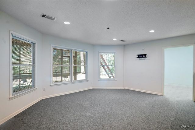 2950 35th E, Tuscaloosa, AL 35405