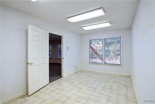 2950 35th E, Tuscaloosa, AL 35405