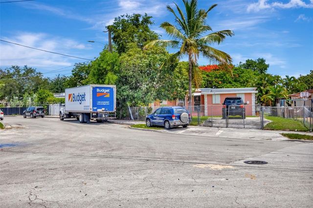 280 NW 34th St, Miami, FL 33127