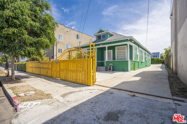 1824 Orchard Avenue, Los Angeles, CA 90006