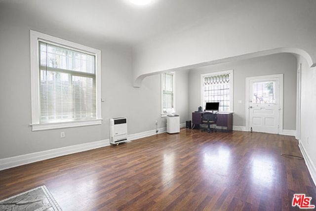 1824 Orchard Avenue, Los Angeles, CA 90006