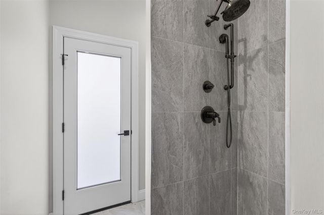 2 Rustic Drive, Rock Tavern, NY 12575