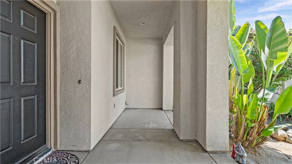 29128 Blue Spruce, Menifee, CA 92584 — photo 2