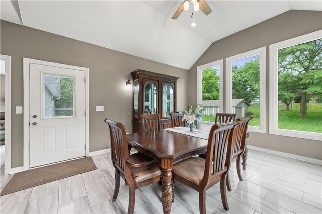 6888 W 185th Terrace, Stilwell, KS 66085
