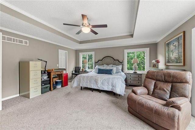 6888 W 185th Terrace, Stilwell, KS 66085