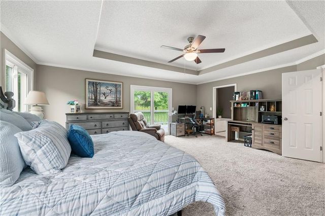 6888 W 185th Terrace, Stilwell, KS 66085