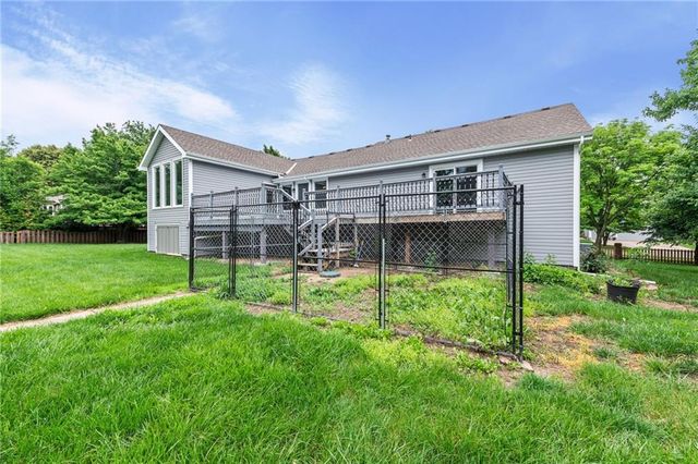 6888 W 185th Terrace, Stilwell, KS 66085