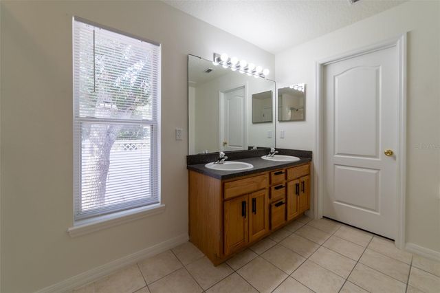 298 HAMMOCK COURT, Davenport, FL 33896