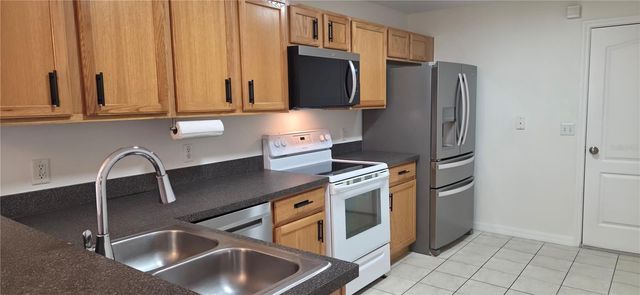 298 HAMMOCK COURT, Davenport, FL 33896