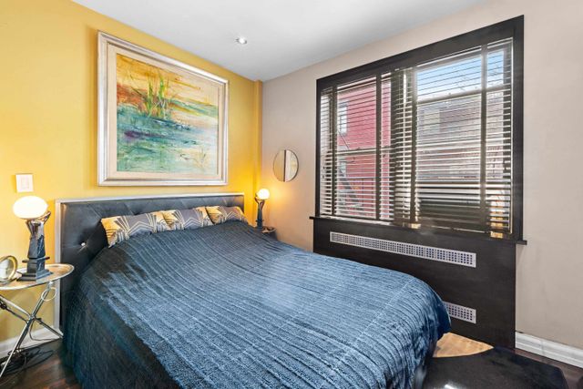 50 E 8th St Apt 6P, New York City, NY 10003