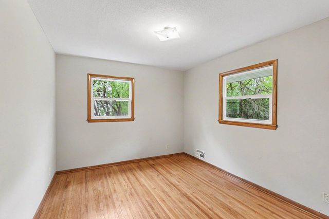 4040 Merriam Road, Minnetonka, MN 55305