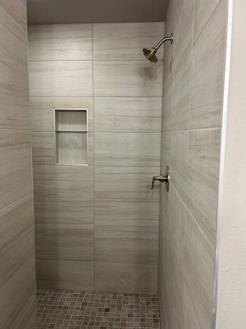 651 Blunt Avenue, Prairie Grove, AR 72753