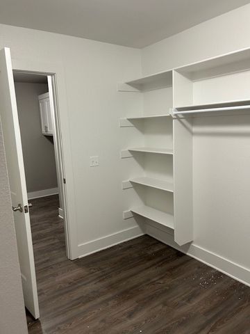 651 Blunt Avenue, Prairie Grove, AR 72753