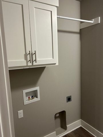 651 Blunt Avenue, Prairie Grove, AR 72753