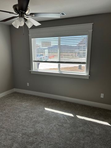 651 Blunt Avenue, Prairie Grove, AR 72753