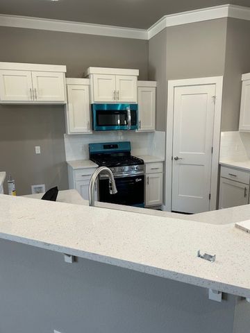 651 Blunt Avenue, Prairie Grove, AR 72753