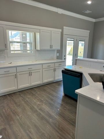 651 Blunt Avenue, Prairie Grove, AR 72753