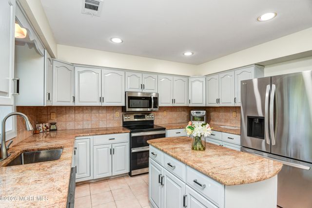 8 Decicco Drive, Freehold, NJ 07728