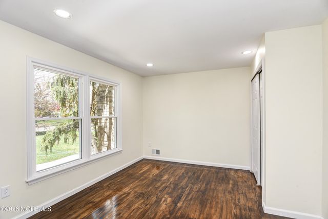 8 Decicco Drive, Freehold, NJ 07728