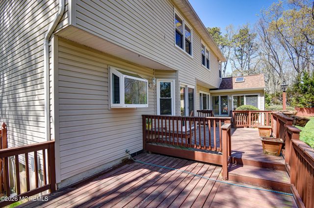 8 Decicco Drive, Freehold, NJ 07728