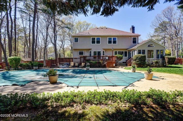8 Decicco Drive, Freehold, NJ 07728
