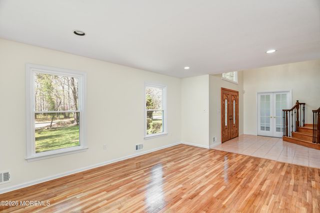 8 Decicco Drive, Freehold, NJ 07728