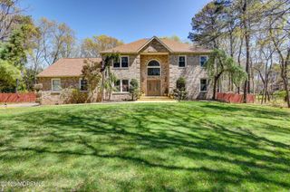 8 Decicco Drive, Freehold, NJ 07728