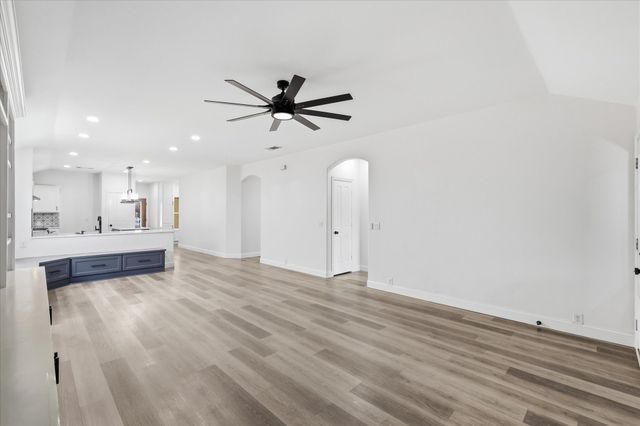 5608 Millers Creek Drive, Argyle, TX 76226