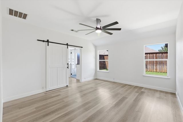 5608 Millers Creek Drive, Argyle, TX 76226