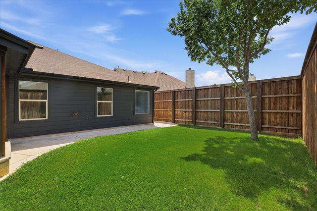 5608 Millers Creek Drive, Argyle, TX 76226
