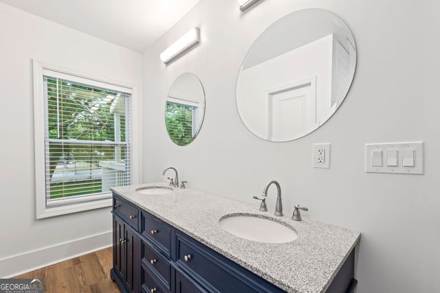 636 Francis Place NW A, Atlanta, GA 30318