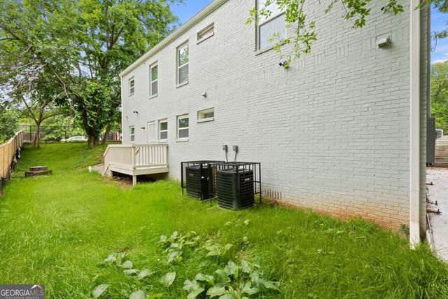 636 Francis Place NW A, Atlanta, GA 30318