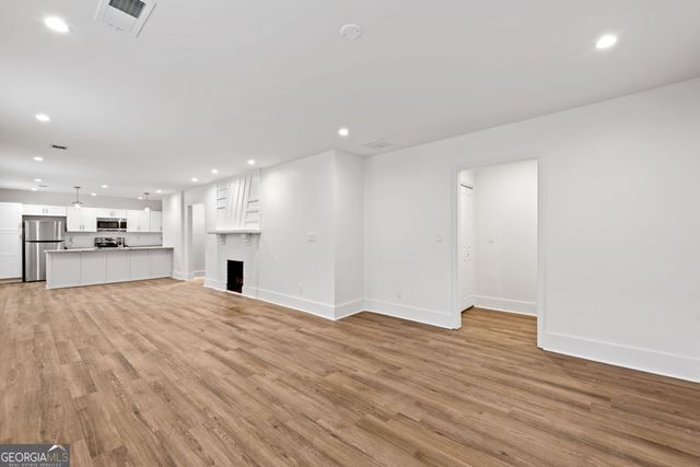 636 Francis Place NW A, Atlanta, GA 30318