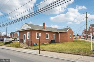 306 E 4TH ST, Bridgeport, PA 19405