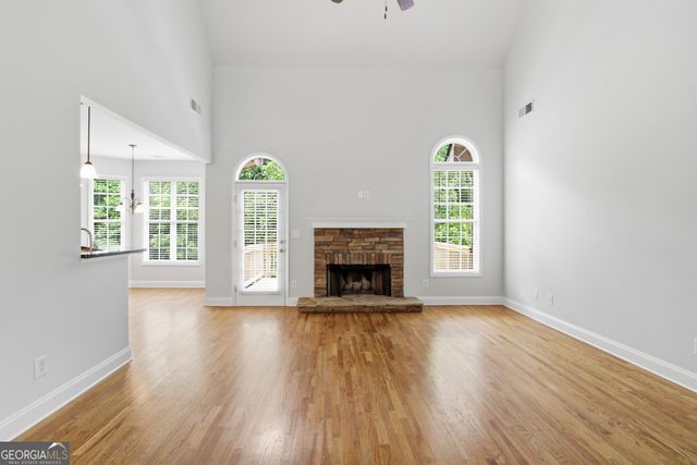 30 Roberson Drive NE, Cartersville, GA 30121