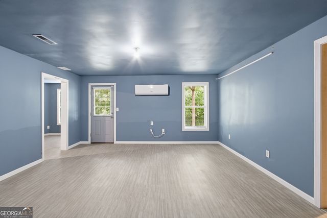 30 Roberson Drive NE, Cartersville, GA 30121