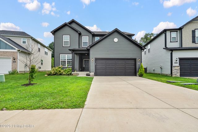 4625 Golden Eagle Dr, Louisville, KY 40245